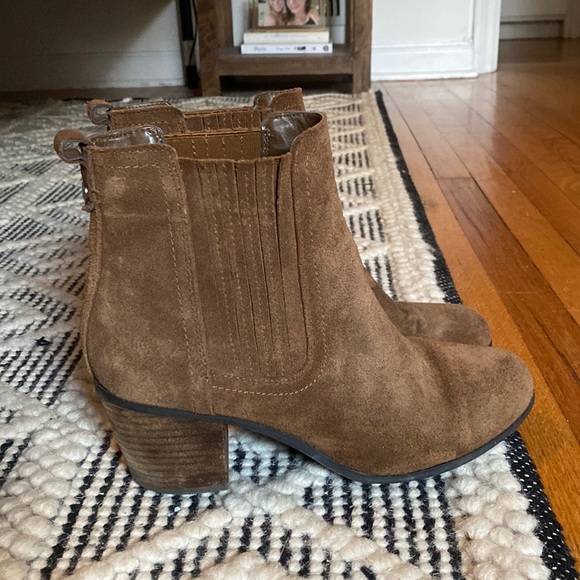 Women’s Sam Edelman brown suede ankle boots - Picture 1 of 5